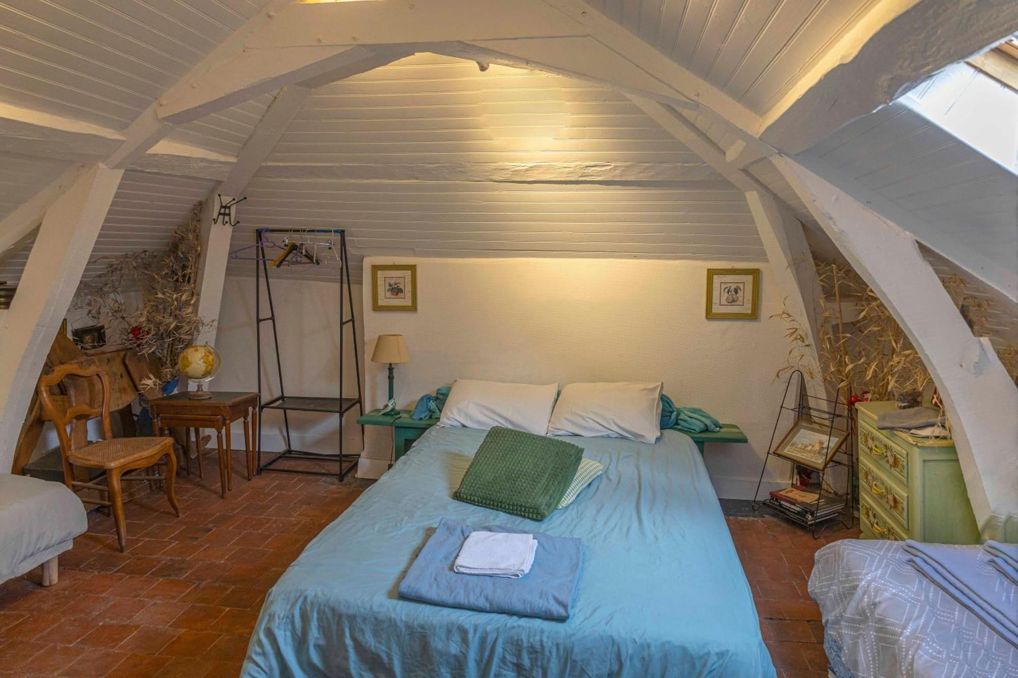 Chambre D'Hotes Les Jardins De Marie, Sci Charles III Bernay  Exterior foto