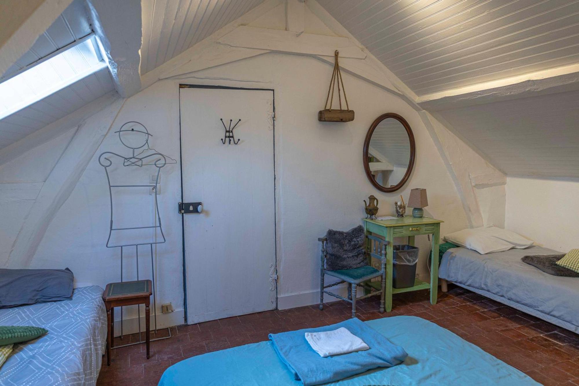 Chambre D'Hotes Les Jardins De Marie, Sci Charles III Bernay  Exterior foto